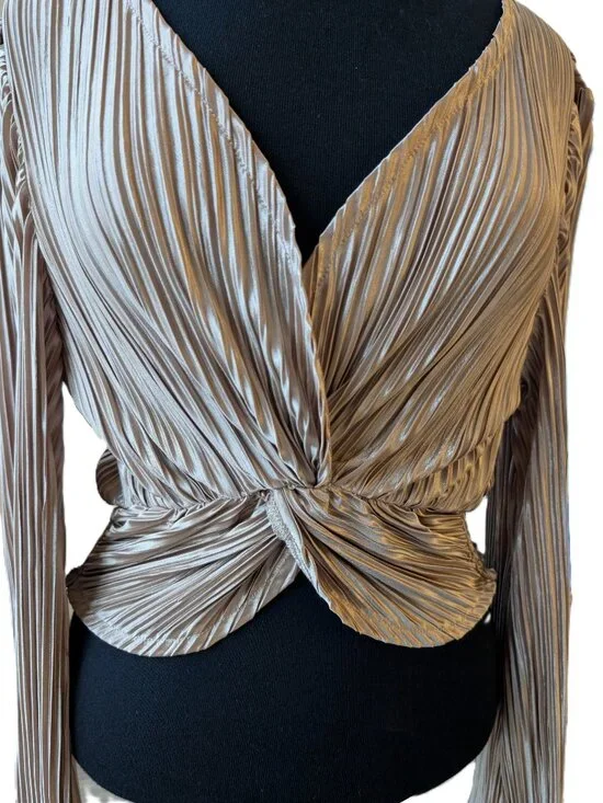 Champagne Gold Metallic Plissé Twist Knot Long Sleeve Crop | NWOT - Picture 3 of 5